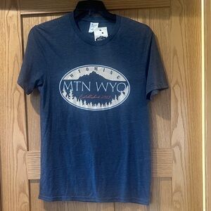NWT Wyoming T-Shirt